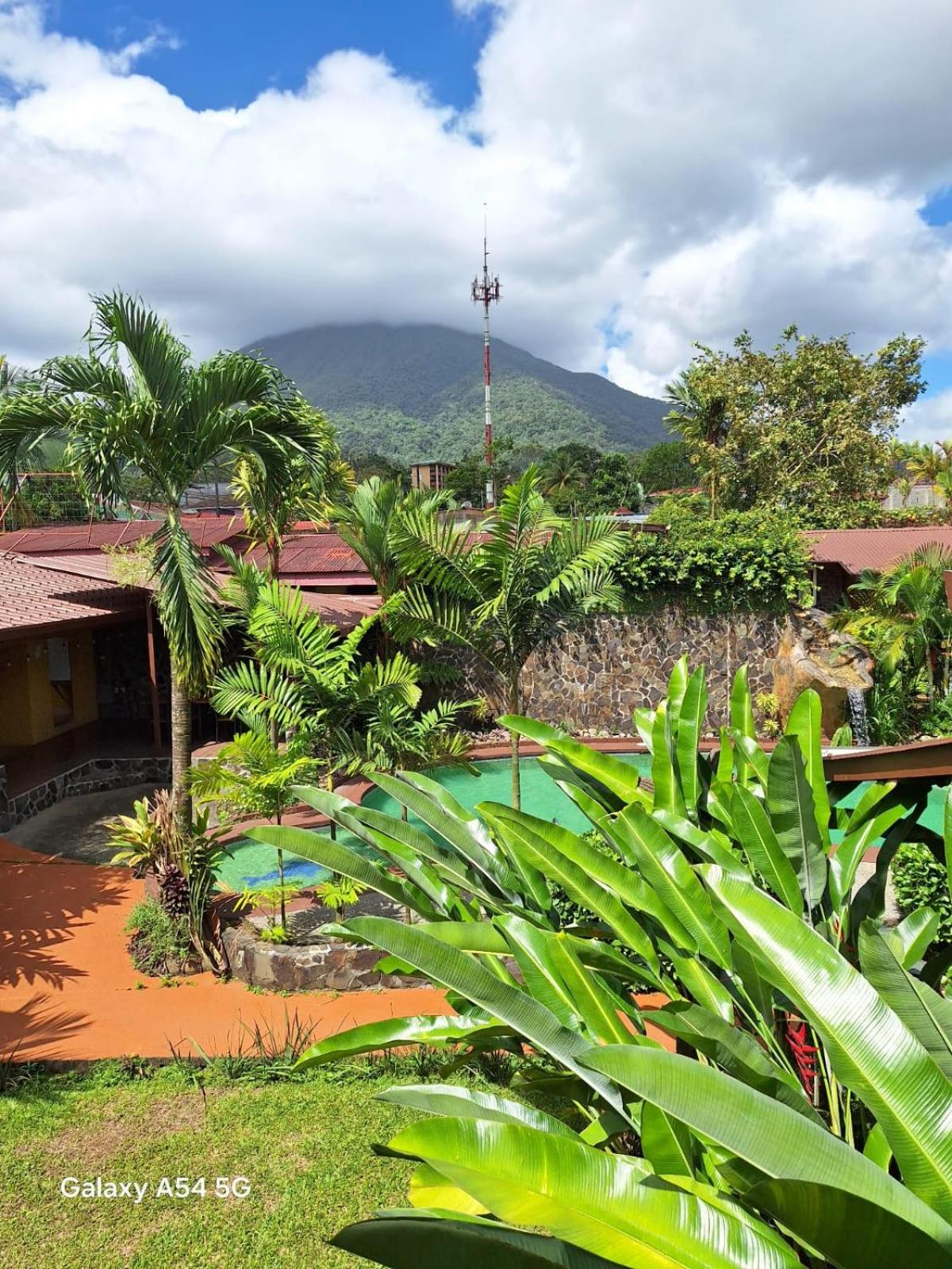 Iris Arenal 5* La Fortuna