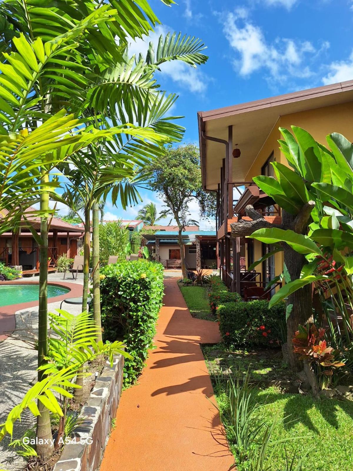 Iris Arenal Hotel 5*