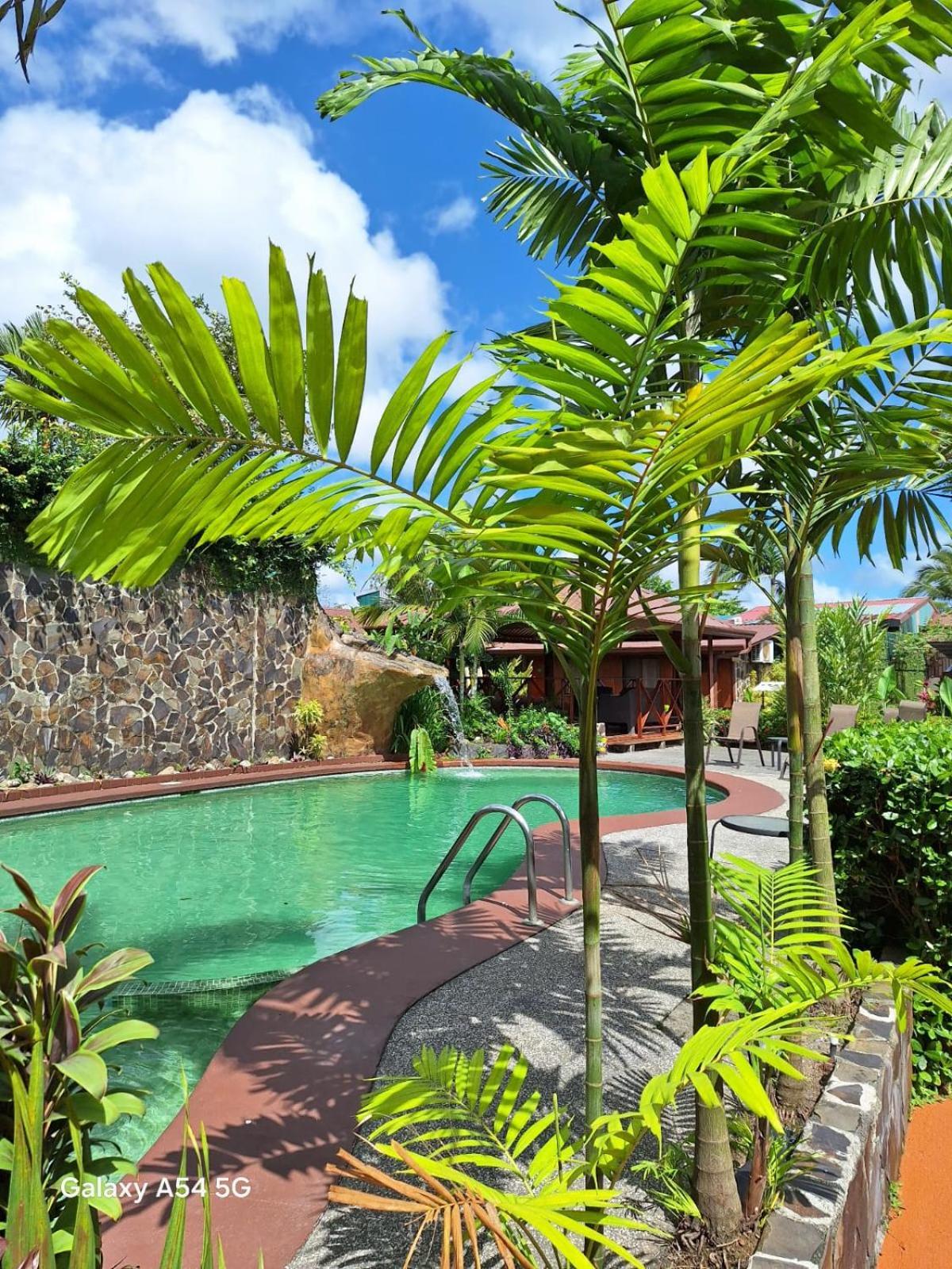 Hotel Iris Arenal