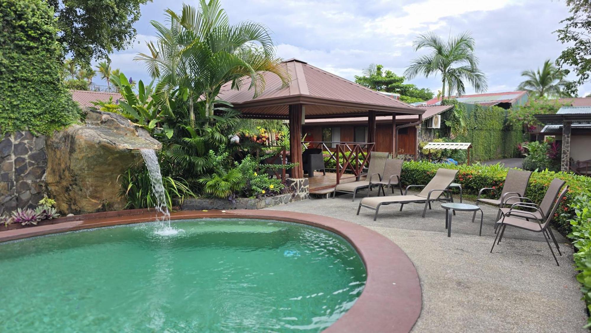 Hotel Iris Arenal 5*
